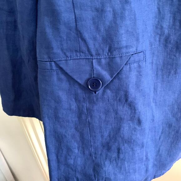 Madewell Double-Breasted Crossover Blazer in 100% Linen in Blue - Picture 7 of 13